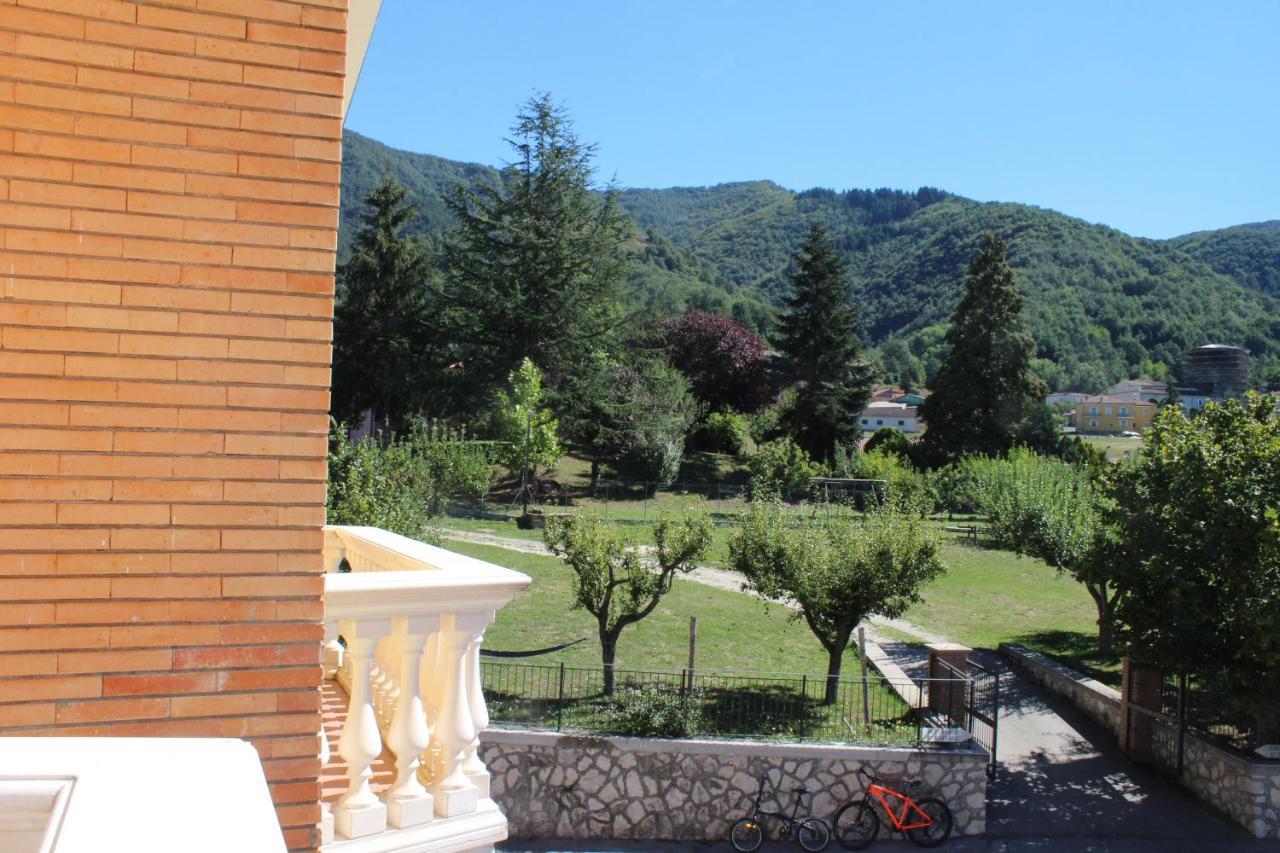 La Villa Guest House Capitignano Dış mekan fotoğraf