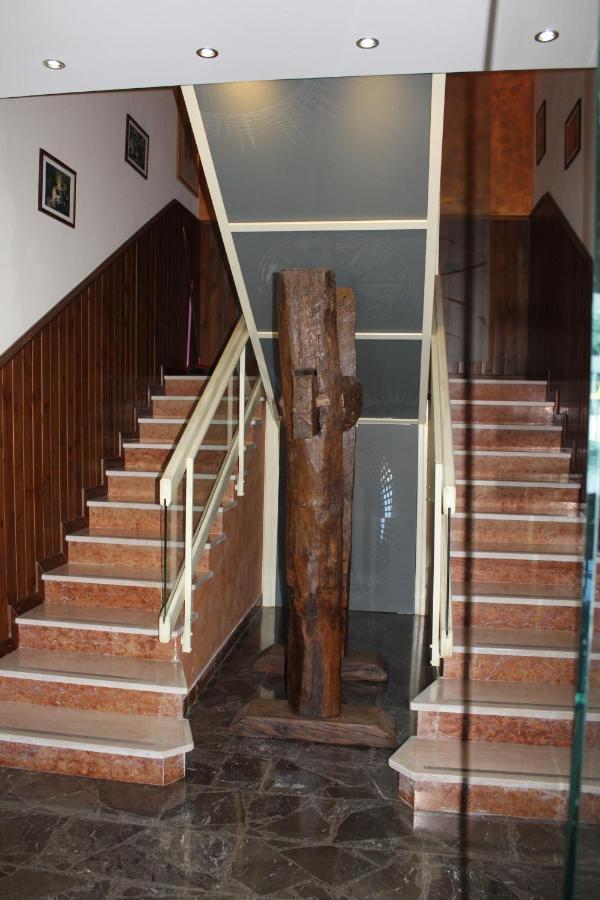 La Villa Guest House Capitignano Dış mekan fotoğraf