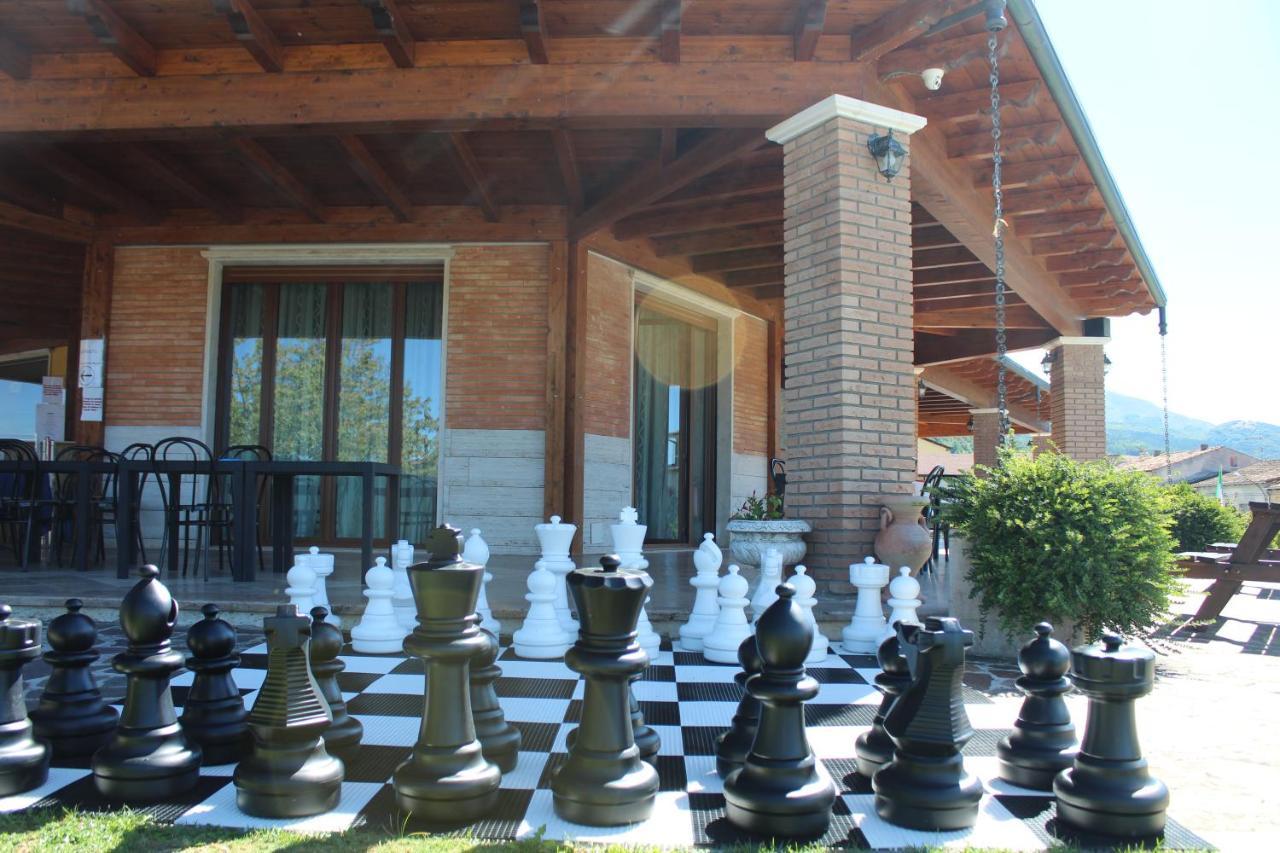 La Villa Guest House Capitignano Dış mekan fotoğraf