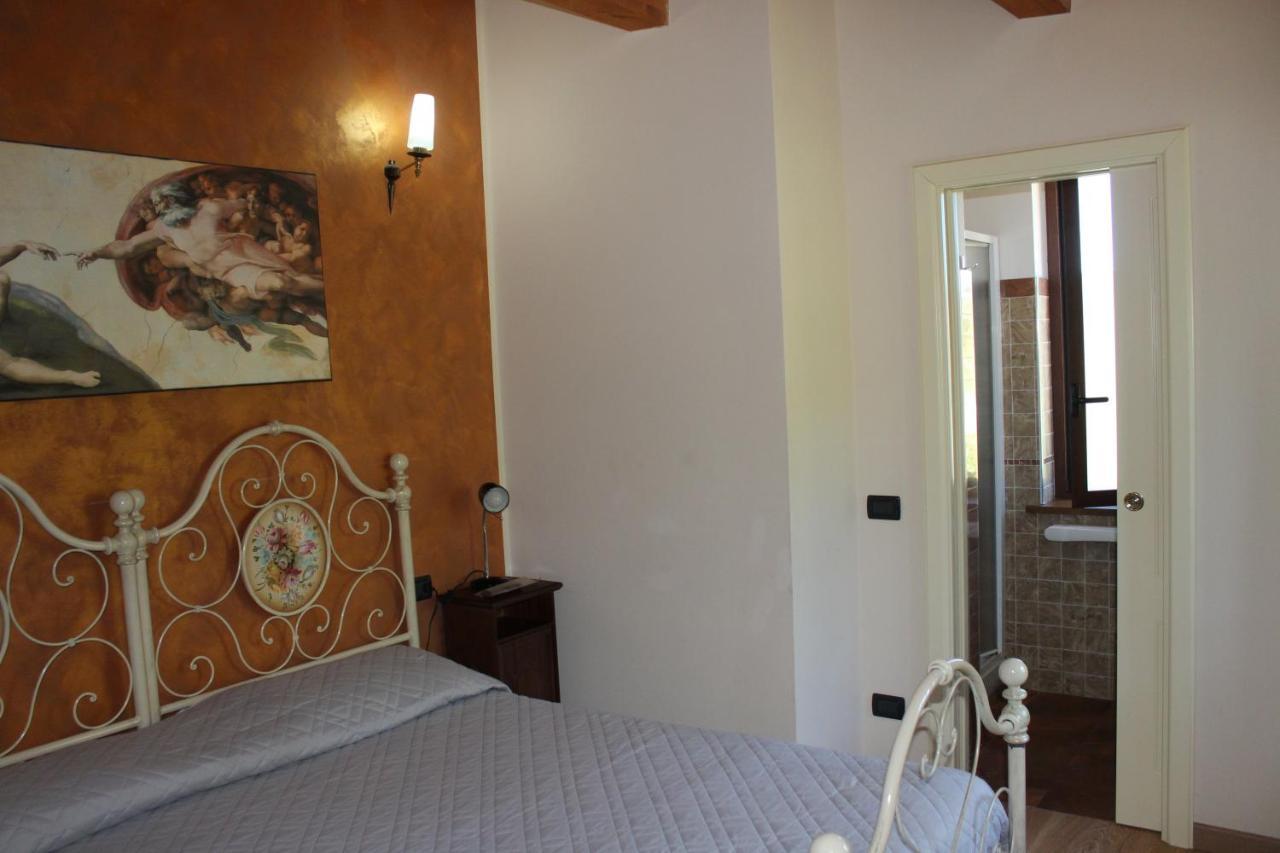 La Villa Guest House Capitignano Dış mekan fotoğraf